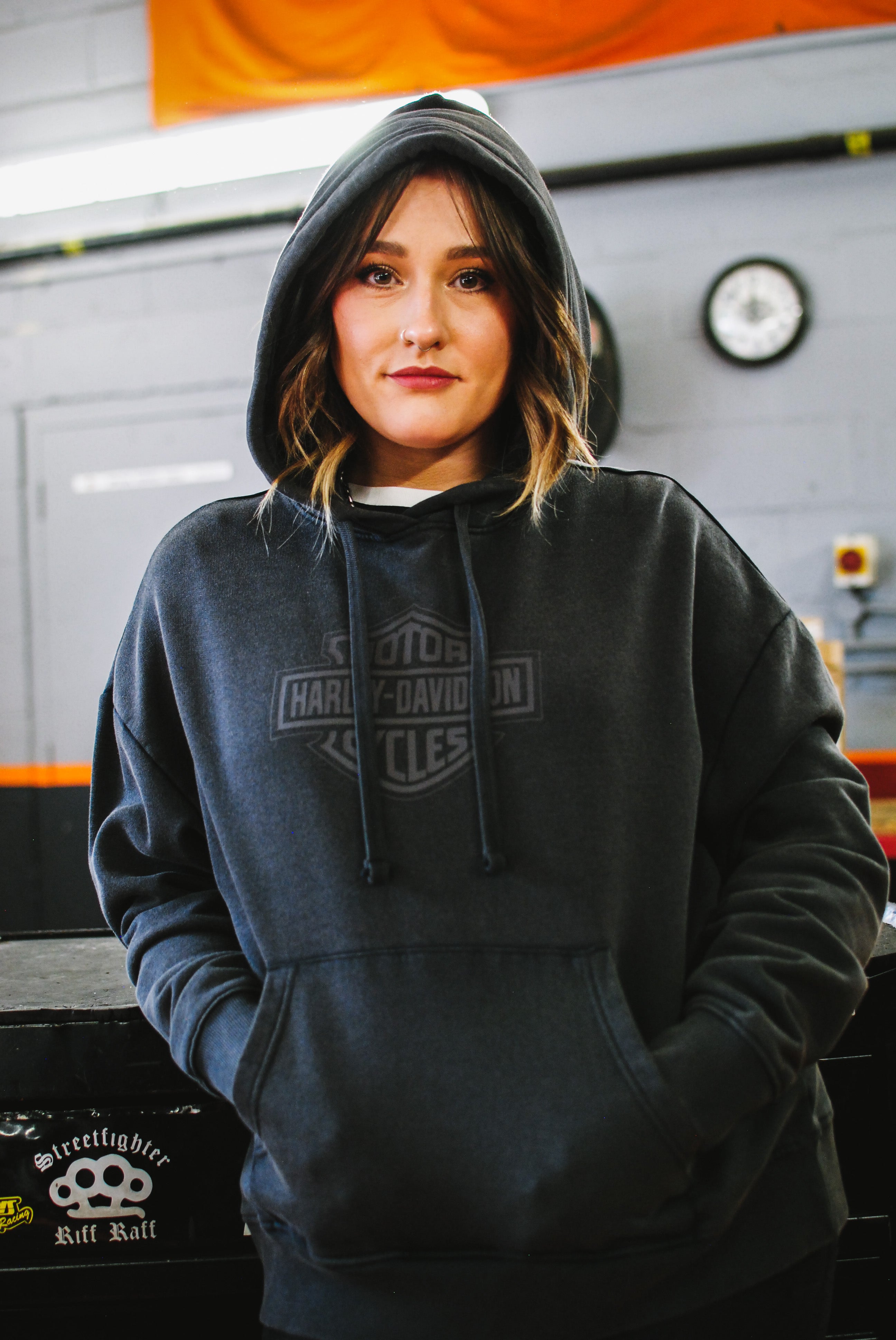 Harley-Davidson Women's Oversized Washed Bar & Shield Hoodie Black