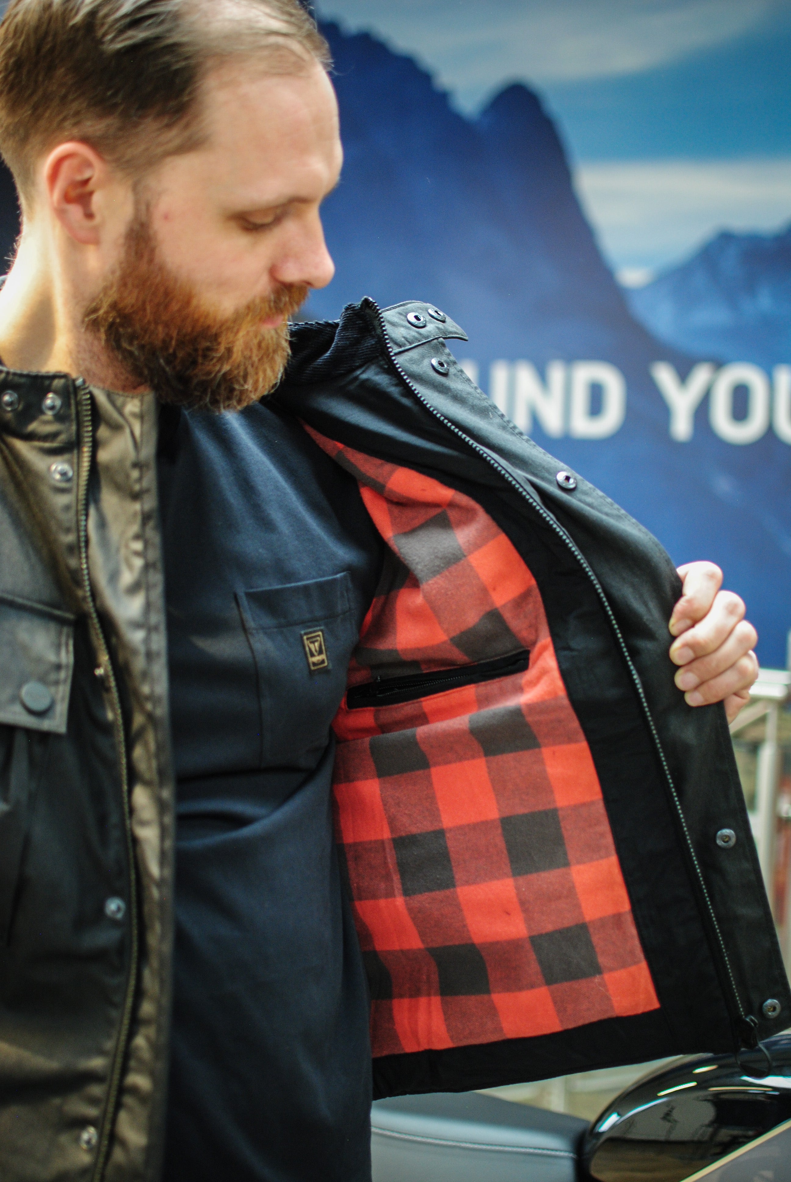 Triumph Braddan Urban Explorer Jacket (MTHS25300-M)