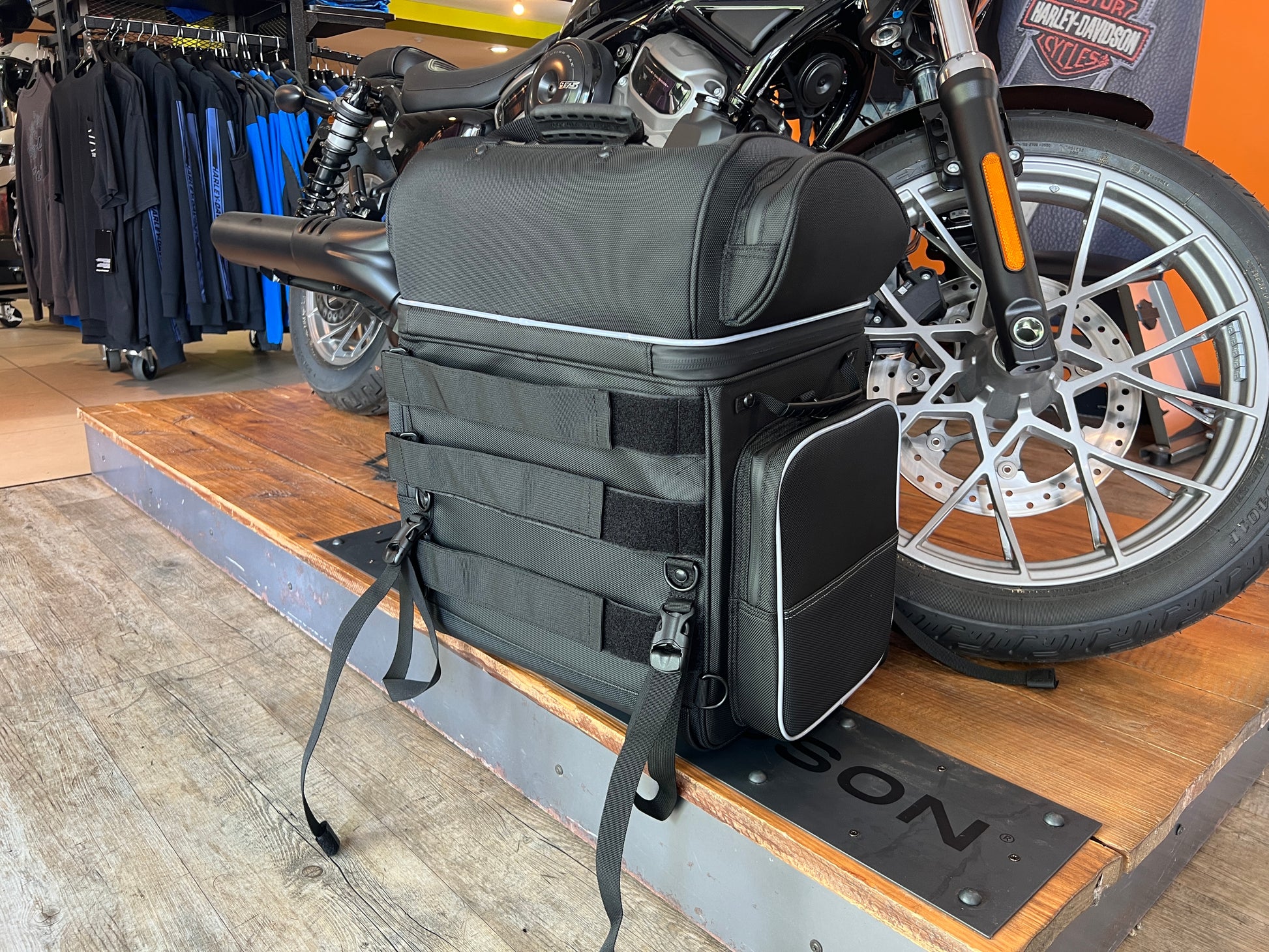 Harley-Davidson Onyx Collection Touring Bag (93300103)