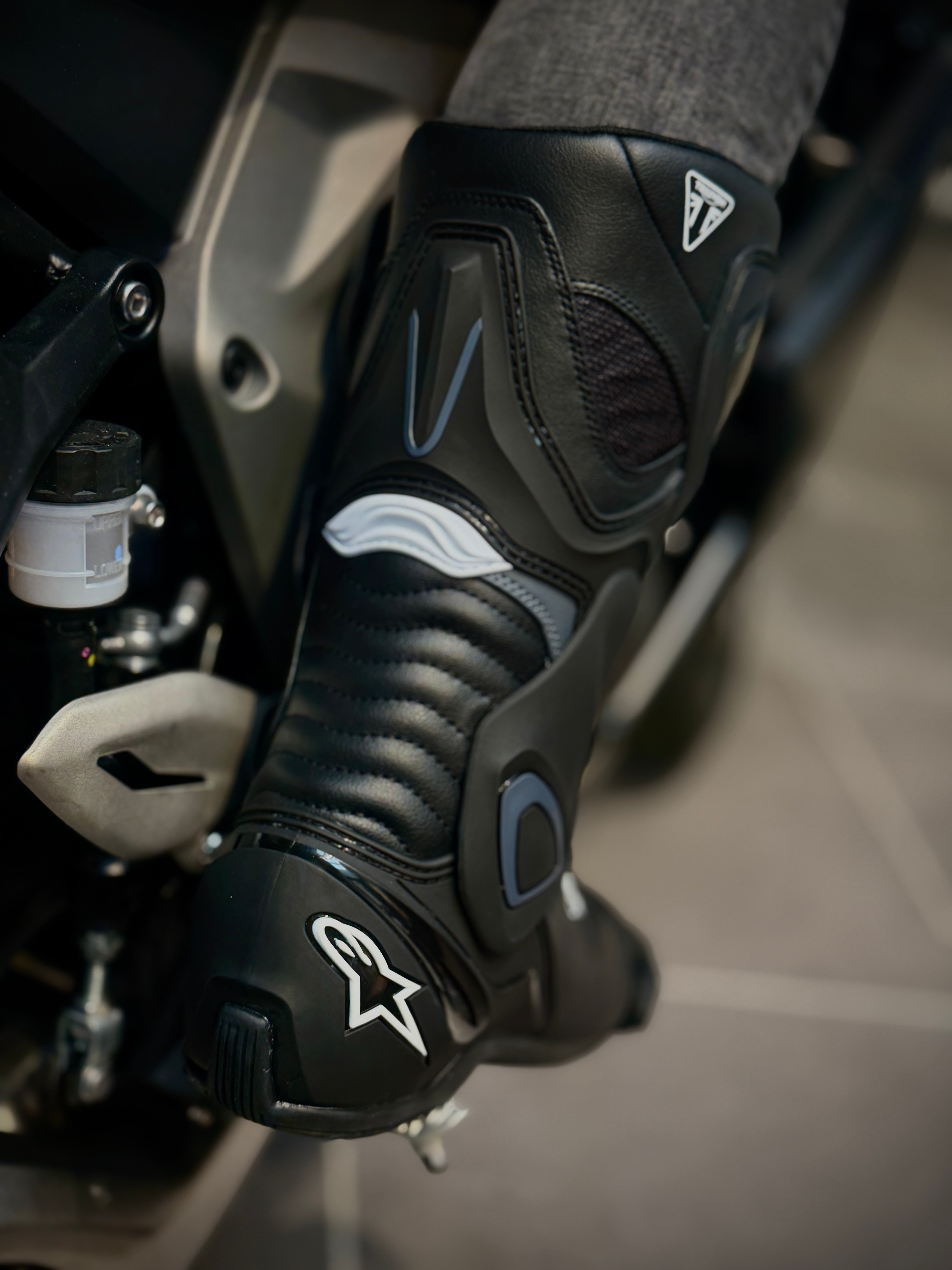 Triumph Alpinestars Smx-6 V2 Boots (MBTA22803-12)