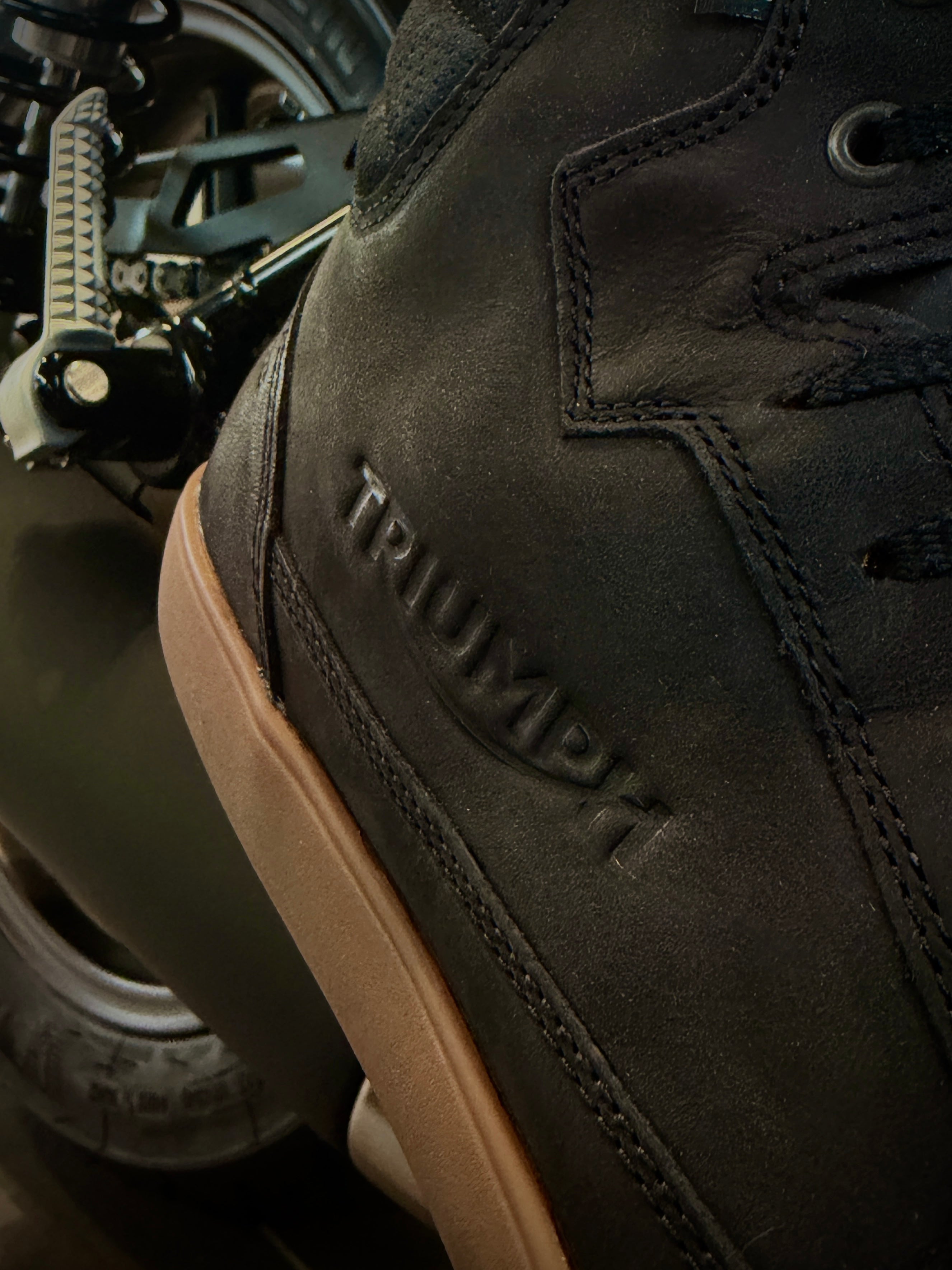 Triumph Alpinestars J-6 Wp Riding Shoes (MBTA22805-6)